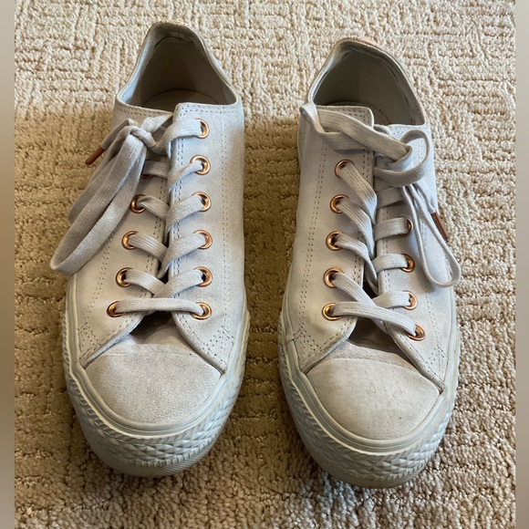 👟✨ Converse Chuck Taylor All Star Suede Low Top Women’s 9/Men’s 7 (157387C) - Picture 6 of 10